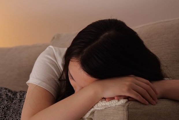急な眠気と体のだるさは、“ただの疲れ”ではなかった