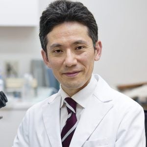 山本 亜偉策