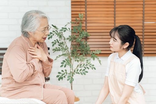 肺に水がたまったときの症状と治療