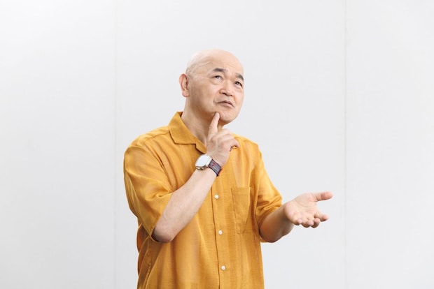 「メスが入ってくるかと思ったらまぶしいだけだった」白内障・硝子体出血の手術を振り返って