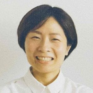衞藤 しおり
