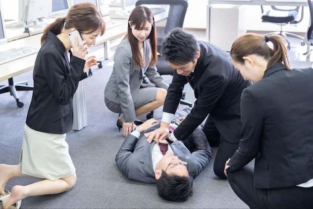 救急車が到着するまでの応急処置