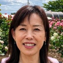 夏目 由美子さん