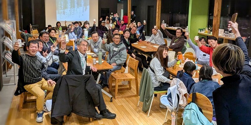 マイナス30℃の街に、なぜ人が集まるの?10年続く“町民飲み会”「タノシモカフェ」の秘密