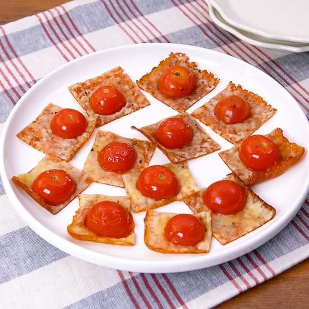 パリパリとろ〜り！ミニトマトのチーズ焼き