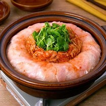 インパクト大！キムチドーム鍋