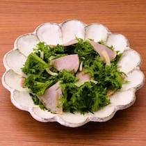 パパッとお手軽♪わさび菜とハムの和風サラダ
