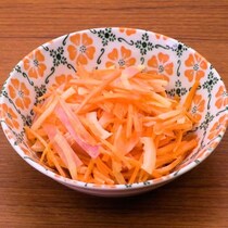 手作りドレッシングで！にんじんとハムのフレンチサラダ
