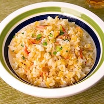 簡単にパラパラ！レンジでチャーハン