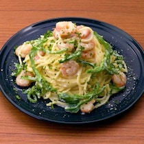 優しい味わい♪エビとピーマンのクリームパスタ