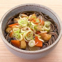 味付けお手軽♪にんじんと大根の蕎麦