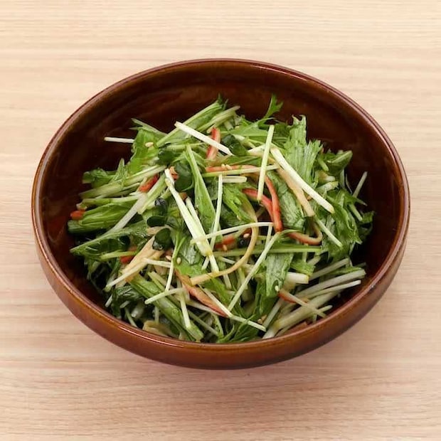 あと一品欲しい時に♪水菜とかにかまぼこの中華サラダ