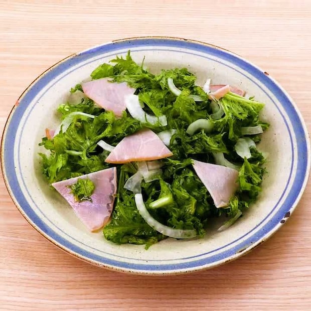 手作りドレッシングで！わさび菜とハムのイタリアンサラダ
