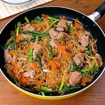 包丁いらず！重ね蒸しチャプチェ