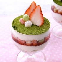 サクサク食感！ひな祭りパフェ