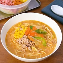 レンジで簡単！冷凍辛みそラーメン