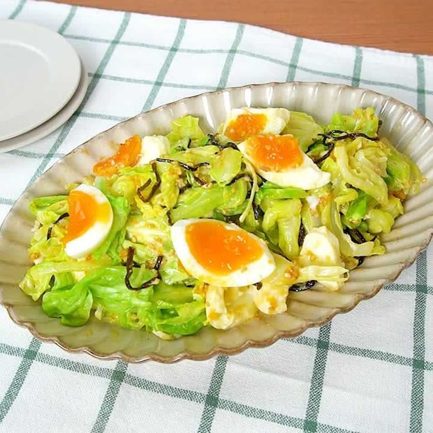 あと一品ほしい時に♪キャベツとゆで卵の塩昆布マヨサラダ