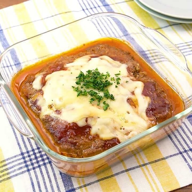 レンジで簡単！肉汁チーズハンバーグ