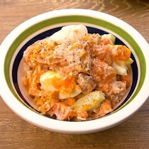 チンして潰すだけ！丸ごとにんじんのツナマヨサラダ