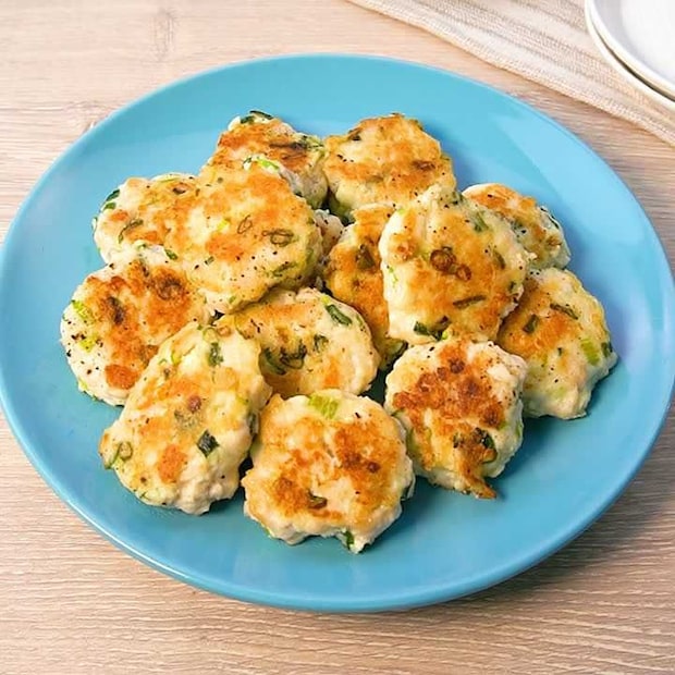 豆腐でふわふわ♪カリふわ鶏つくね