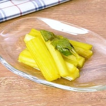 さっぱりスパイシー！セロリのカレーピクルス