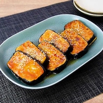 甘辛味でご飯がすすむ！豆腐の海苔巻き