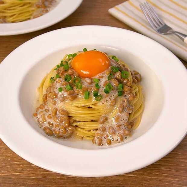 メレンゲが決め手！納豆と卵のふわふわパスタ
