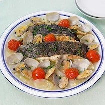 簡単で美味しい♪カレイのアクアパッツァ