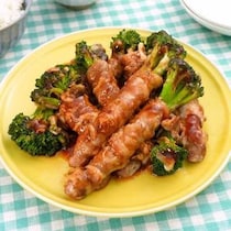 手が止まらない！ブロッコリーのデミチーズ肉巻き