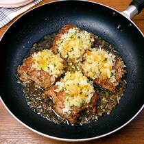 肉だねをこねないで作る！パックのままディアボラ風ハンバーグ
