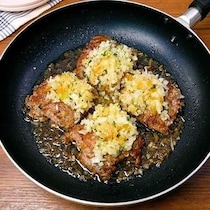 肉だねをこねないで作る！パックのままディアボラ風ハンバーグ