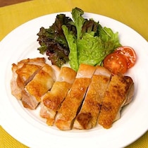 材料2つで作る！塩チキンソテー