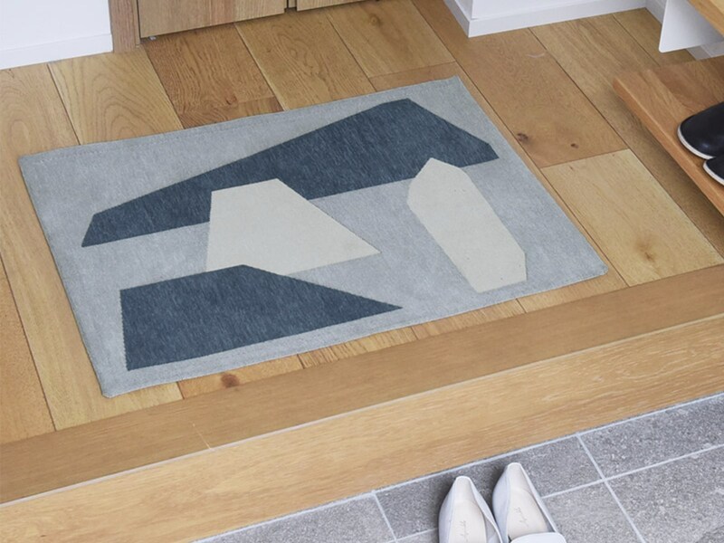 まるでアートポスターみたいなデザインラグ『インスタグラマーさんが選んだ柄はコレ!』発表会