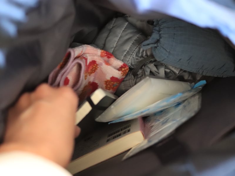 ポケット少なめバッグの救世主！ごちゃつく小物がまとまる『メッシュバッグインバッグ』のスタッフ愛用レポ