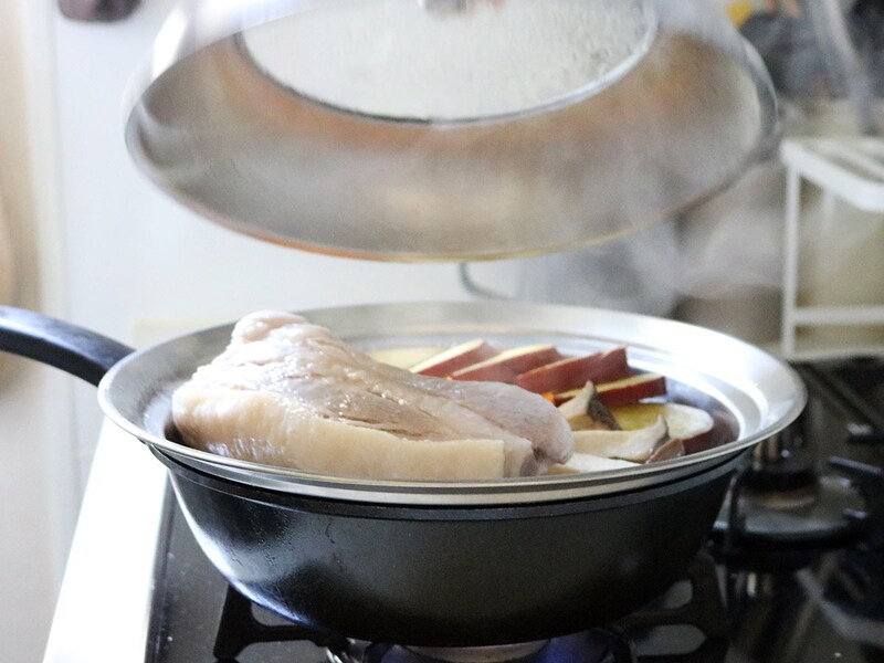 “蒸し器”で料理の幅がぐっと広がる!おうちのフライパンや鍋で本格蒸し料理をはじめよう