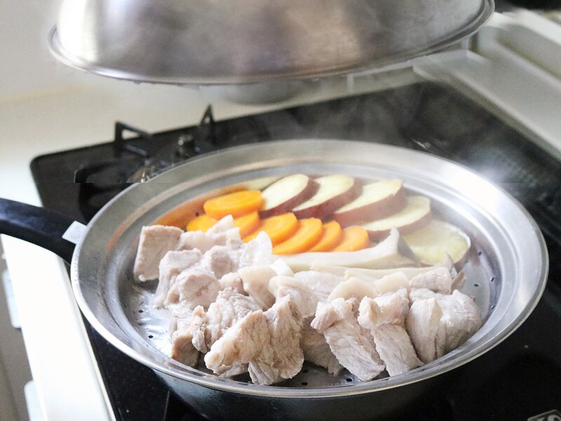 “蒸し器”で料理の幅がぐっと広がる!おうちのフライパンや鍋で本格蒸し料理をはじめよう