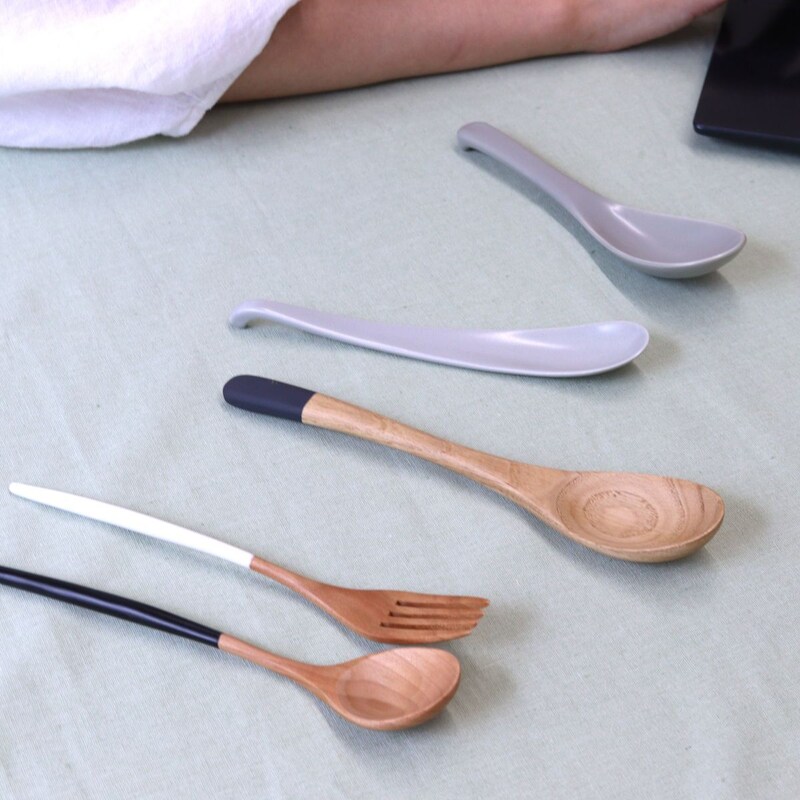 食欲の秋にスプーン大特集！「選びたいのは天然木？陶器？」担当バイヤーに聞いてみた【全4種類】の使い心地