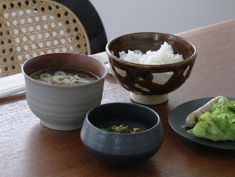 ワンオペ休日のお昼ご飯にも。軽くて割れにくい木目調どんぶり＆汁椀がちょうどいい話【インスタグラマーさんのもの選び】