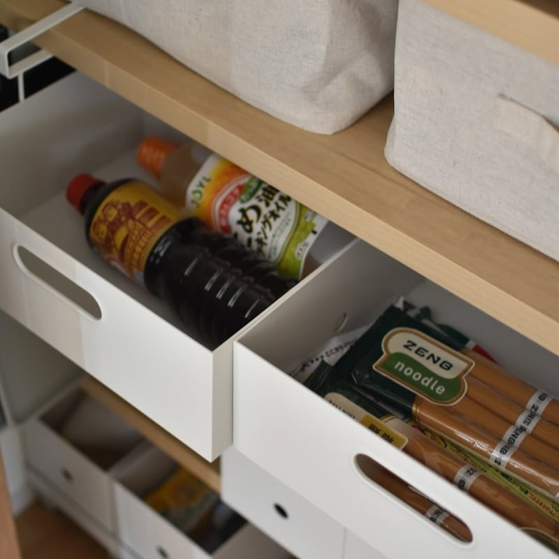 たった一段なのに暮らしが変わる『ちょい足し収納』インスタグラマーさんの活用術【玄関・キッチン・パントリー編】