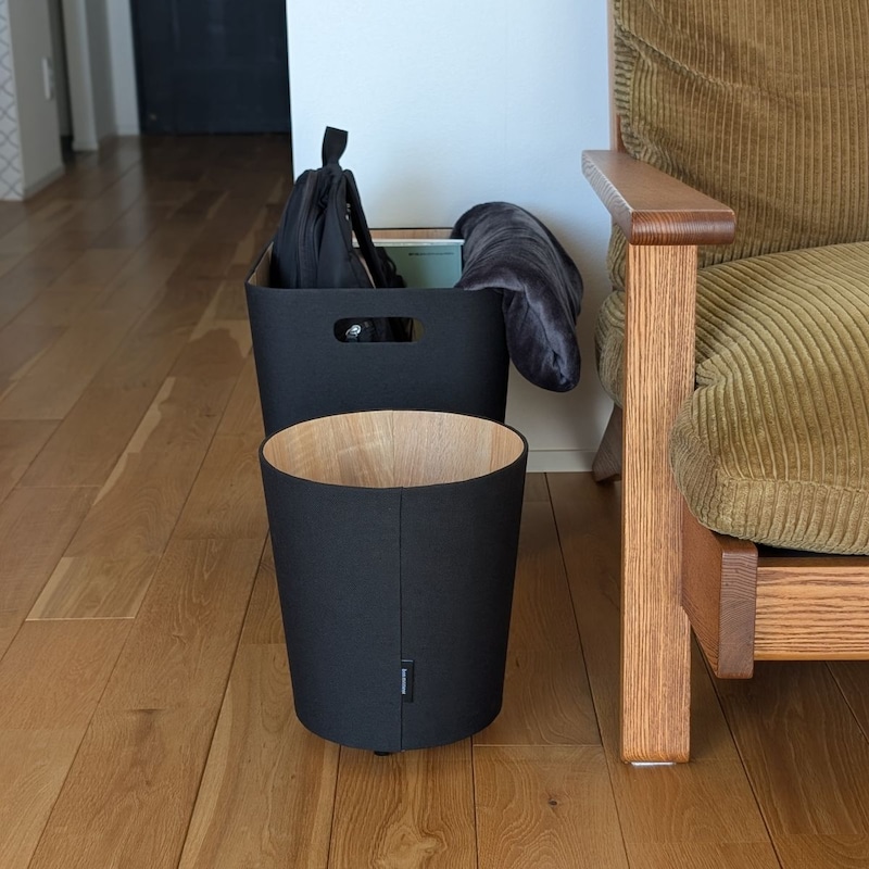 揃えると、景観ととのう。キャスター付き収納と並べたい「動かせるゴミ箱」のある風景【インスタグラマーさんのもの選び】