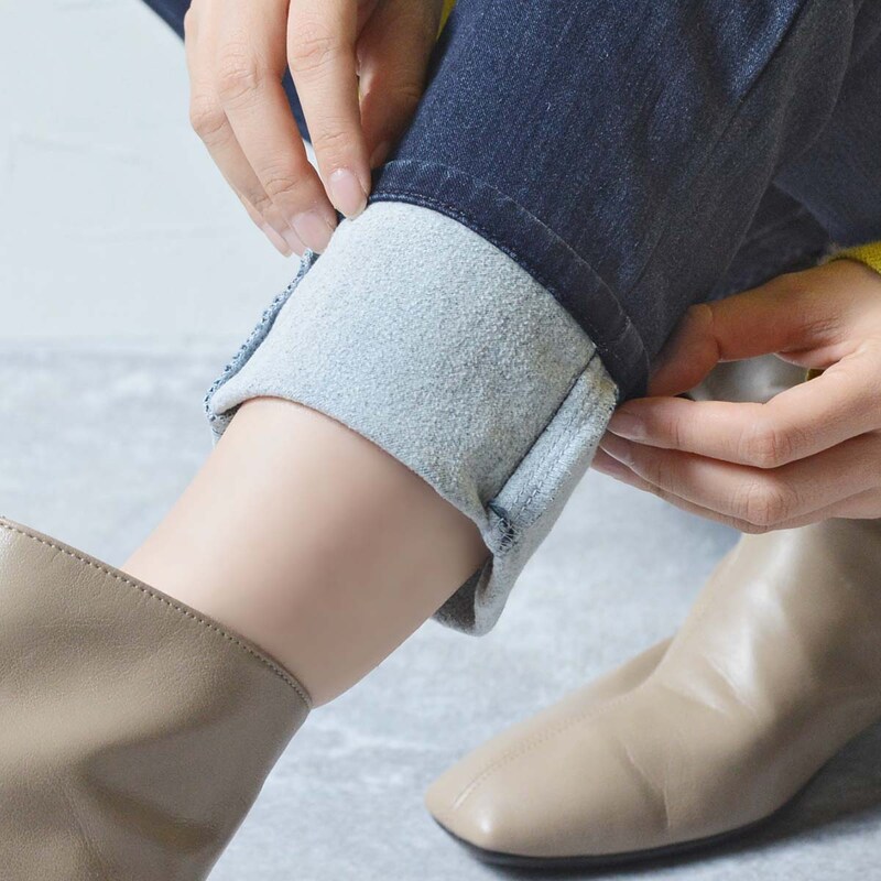 リピーターさん御用達、裏パウダー起毛の「あったかスリムパンツ」スタッフ3人の着用レポート