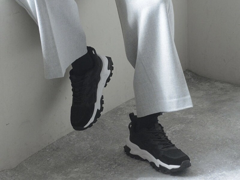 疲れにくい靴3連発!歩きっぱなしのバイヤー厳選、今年の『すごい靴』はこれ。