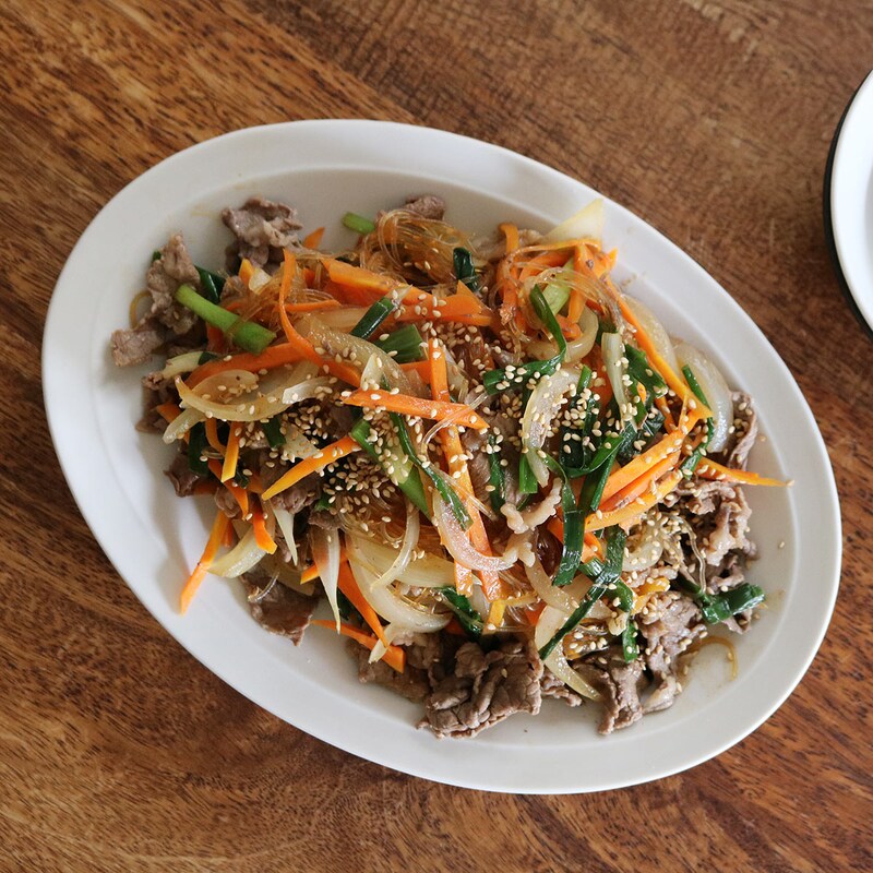 温野菜だけじゃない！焼きそば・パスタからチャプチェまで。蒸し器で簡単「絶品麺」レシピをご紹介