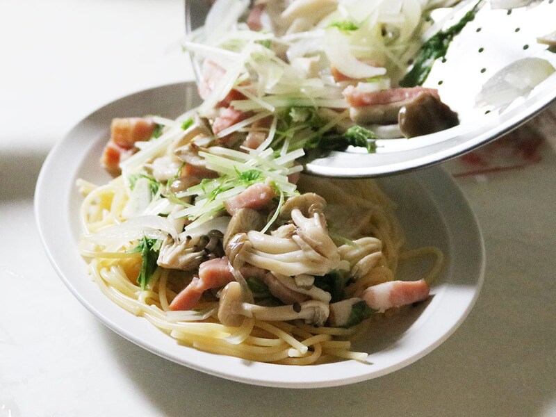 温野菜だけじゃない!焼きそば・パスタからチャプチェまで。蒸し器で簡単「絶品麺」レシピをご紹介
