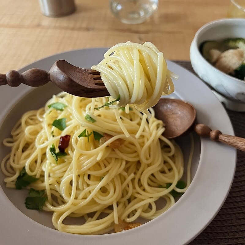 「食べやすさ・見栄え・サイズ感」すべてが揃った革命的うつわ！インスタグラマーさんはこう使っています