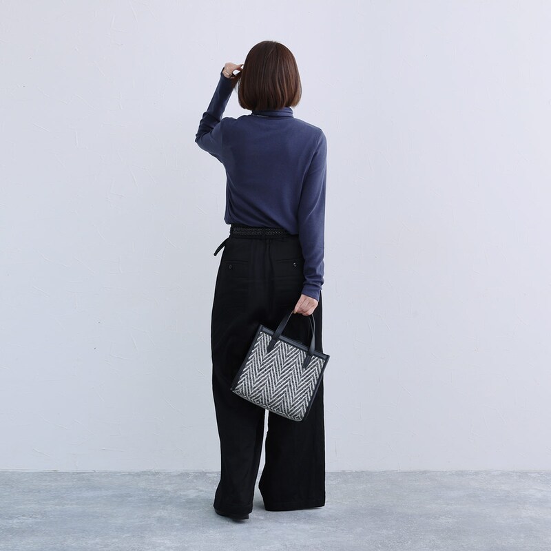 冬のはじまりに、しなやかな一着を。スタッフ3人が虜になった「あったかウェア」着用レポ