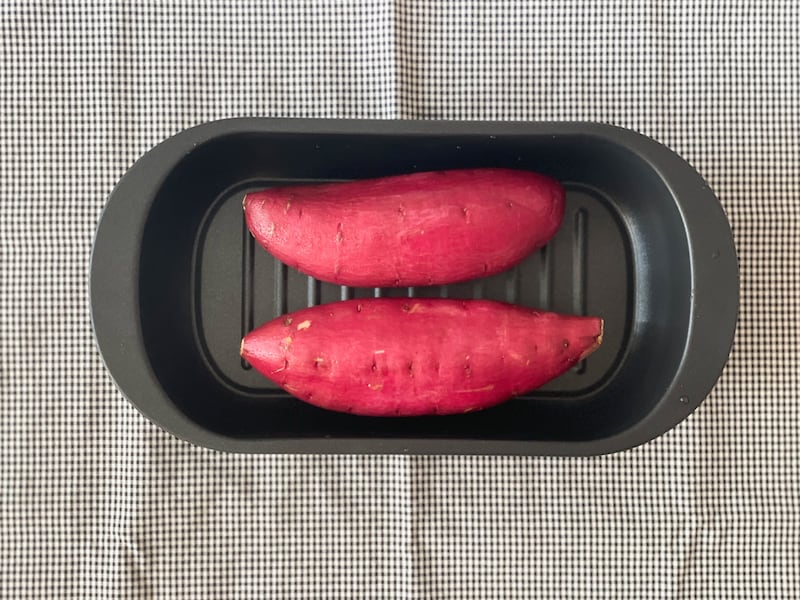 電子レンジでホクホクの焼き芋ができる！？焼き芋メーカー「未来型ロースター」