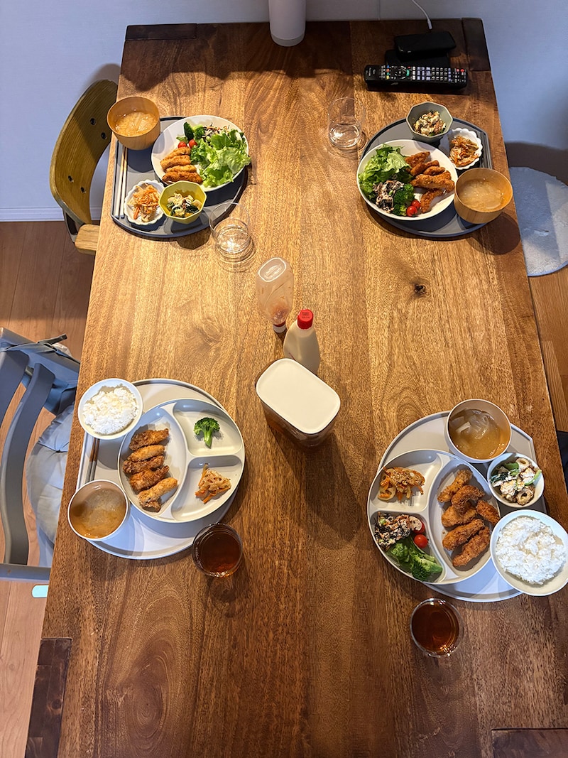 ずっと愛されるにはワケがある。小回りのきく半月膳で、いつものご飯もおやつも楽しもう!スタッフ3名の使用レポ