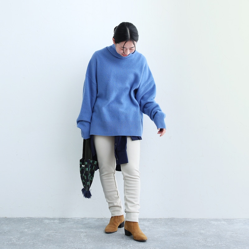 あったかパンツの最高峰はコレ!年末年始もぬくぬく過ごせる「裏ベロアver.」をスタッフが試着