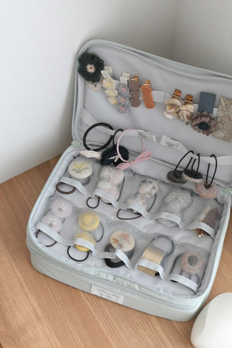 すっきり収納&毎朝ワクワク!宝石箱みたいな「ヘアアクセ収納」のある暮らし【インスタグラマーさんのもの選び】